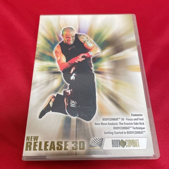 Les Mills BODYCOMBAT 30 Releases CD DVD Instructor Notes - Click Image to Close